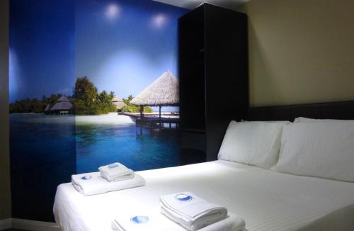 Barking Hotel | Dreams Hotel