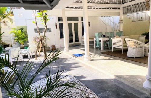 Legian Villa | Dreams Villa -Private Pool, Fast Wifi, 2 min to Double Six Beach