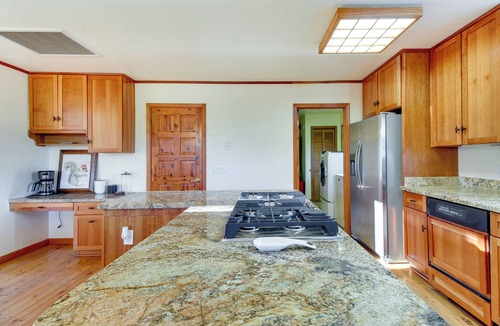 Show Low Cabin | Dreamy Deck: Show Low Cabin on Over 2 Acres!