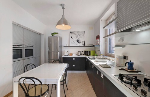 Faggeto Lario House | Dreamy Lakeview Mornings Await!