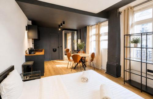 Quartier du Faubourg-Montmartre Apartment | Dreamyflat - loft opera