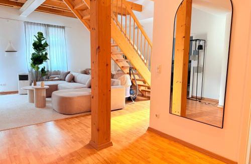 Coburg Apartment | DREAMZzz AltstadtTraum im Herzen Coburgs Parkplatz