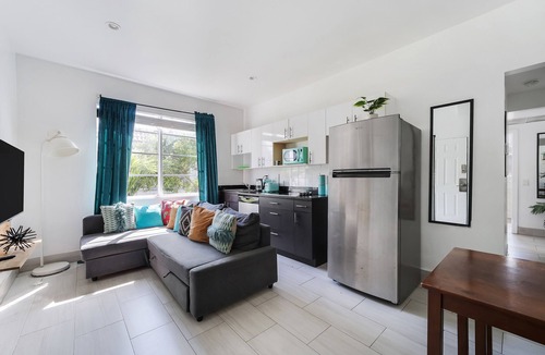 South Beach Hotel | Drexel Apts by At Mine Hospitality