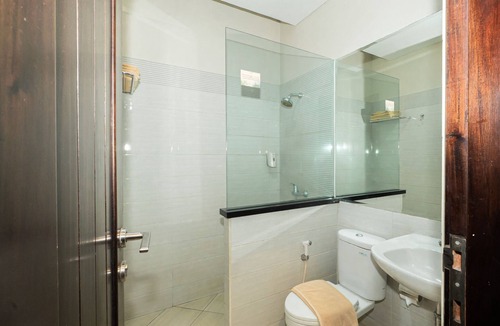 Pasirjambu Hotel | Driam Riverside Resort