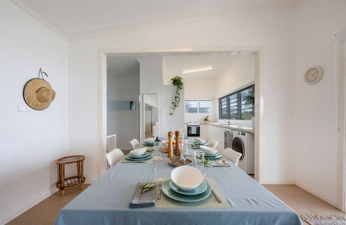 Brooms Head Apartment | Driftaway- Absolute Beachfront LJ Hooker Yamba