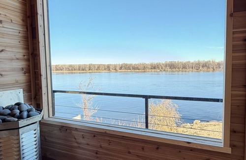 Bellevue Cabin | Drifter Cabin|Riverview+ Sauna+ Hot Tub+ Pickleball