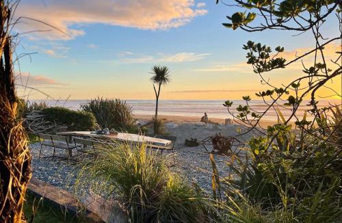 Hokitika House | Drifting Sands Beachfront Retreat