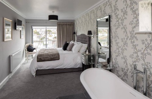 Brixham Bed & Breakfast | Driftwood B&B