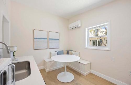 Parsuns To Cocoa Beach Apartment | Driftwood Den