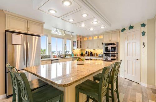 Camano Island House | Driftwood Hideaway