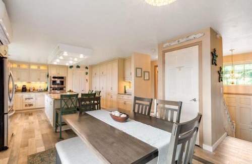 Camano Island House | Driftwood Hideaway