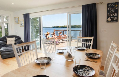 Baddow Cottage | Driftwood Point Waterfront Cottage