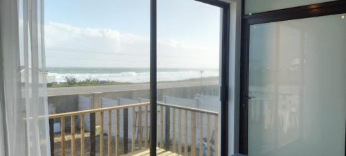 Seaview Apartment | Driftwoods