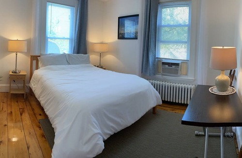 Beverly Apartment | Drop anchor at Safe Harbor!