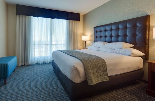 Gainesville Hotel | Drury Inn & Suites Gainesville