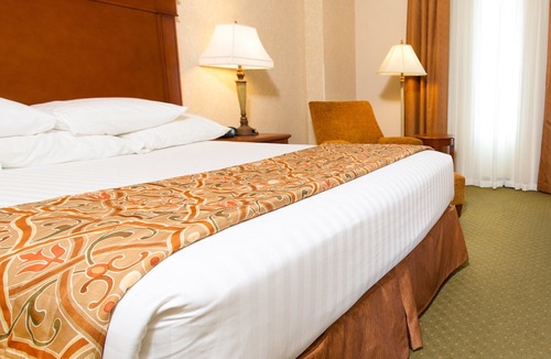 Blue Springs Hotel | Drury Inn & Suites Kansas City Independence