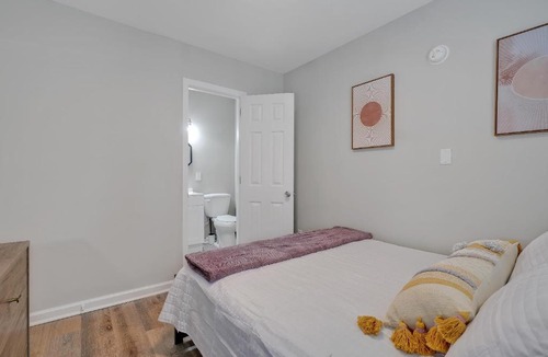 Carolina Beach Hotel | Dry Dock Inn