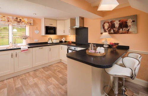 Melrose Cottage | DRYBURGH STIRLING TWO, sleeps 4 in 2 bedrooms near St Boswells
