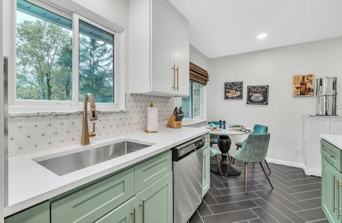 Ann Arbor House | Dual Saunas. Beautifully Renovated in 2024