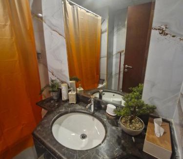 Downtown Dubai Apartment | Dubai Downtown Dubai Mall & Burj Khalifa DIFC 5 mins