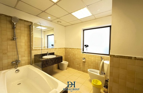 Jumeirah Beach Residence Hostel | Dubai Host - Beach Hostel JBR