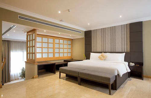 Jumeira 1 Hotel | Dubai Marine Beach Resort & Spa