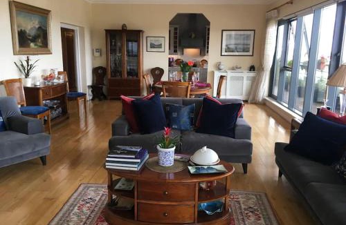 Dublin Apartment | Dublin Seaview Luxury Penthouse Sleeps 6