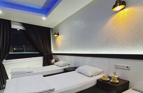 Moda Hotel | DUCK OTEL