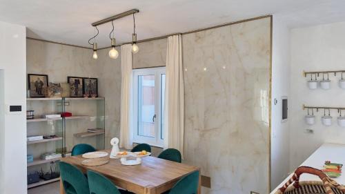 Moniga del Garda Apartment | Duck Palace for 6
