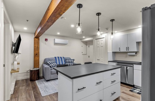 Downtown St. John's Apartment | Duckworth Suite2B Kitchen, W/D & WiFi DT