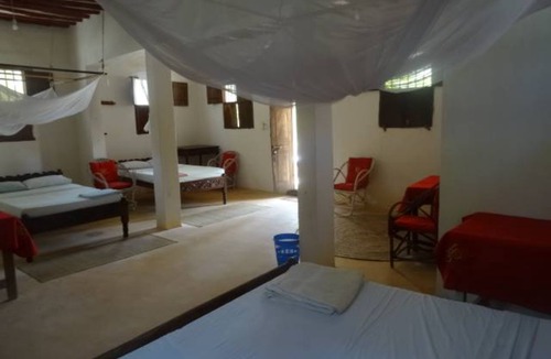 Shela Hotel | Dudu Villas N Backpackers