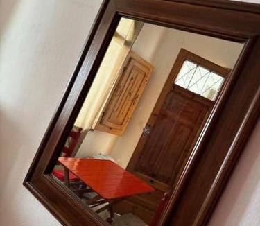 Stromboli Villa | Due camere matrimoniali e bagno