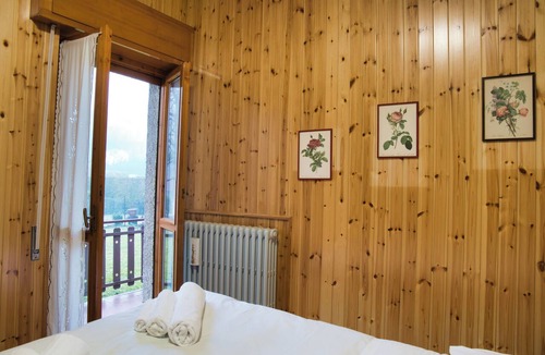 Moggio Apartment | Due torri - Appartamento Alpino a Moggio Centro