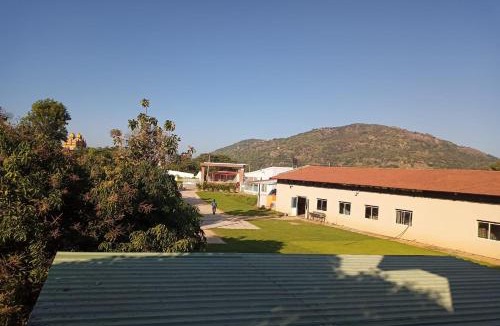 Devarayanadurga Resort | Dundi Mango Mist Resort