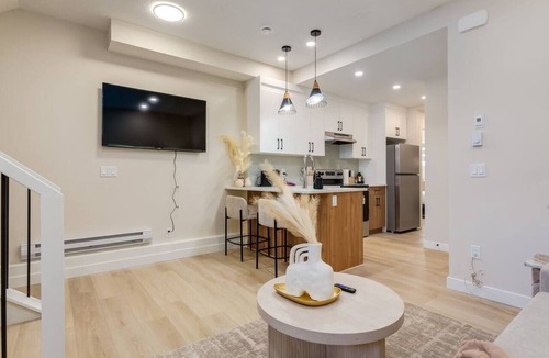 Southwest Calgary House | "Dune"2 Bdrm Lower Townhome mins from DT & Ctrain!