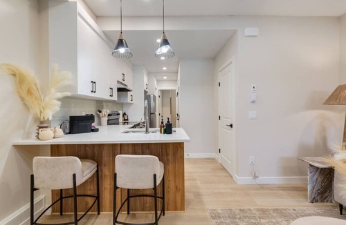 Southwest Calgary House | "Dune"2 Bdrm Lower Townhome mins from DT & Ctrain!