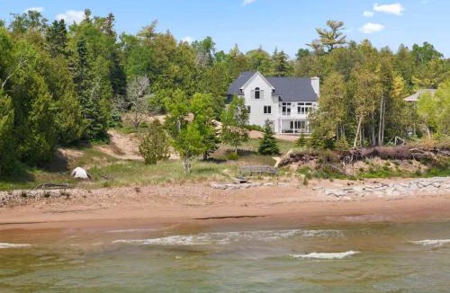 Baileys Harbor House | Dune Alright by Simple Life Rentals