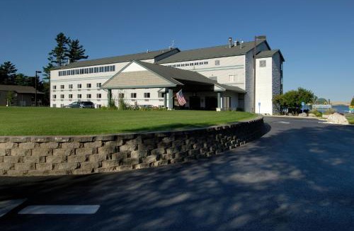Silver Lake Hotel | Dunes Waterfront Resort