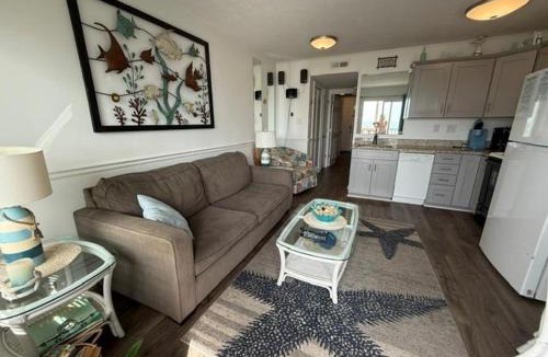 Garden City Apartment | Duneside III 206 Condo