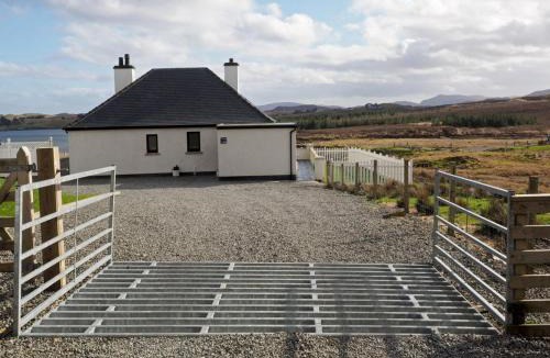Lewis and Harris House | Dunraven