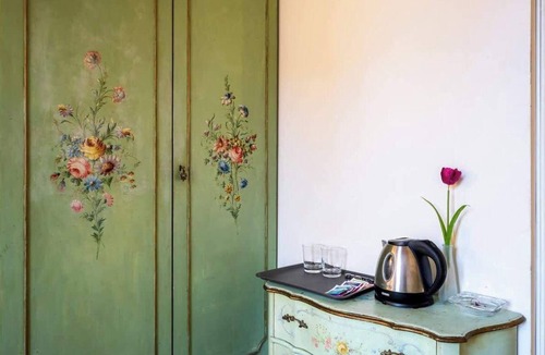 Sant' Ambrogio Apartment | Duomo Studio Room with Private Bath and Kitchenette