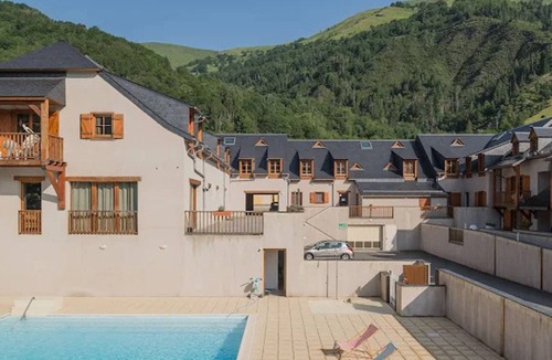 Vignec Apartment | Duplex 2 Rooms for 4 People with Balcony in Vignec
