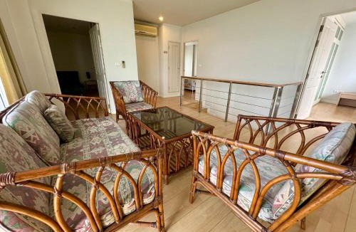 Phlabphla Apartment | Duplex 21 Apartment