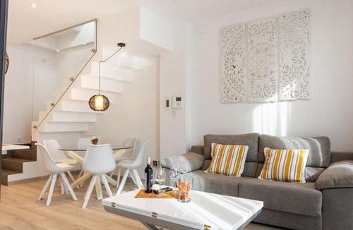La Merced Apartment | Duplex 2BD 2BTH terrace-Malaga City Center