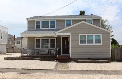 North Beach Haven House | Duplex 2nd fl; Beach Badges; Oceanside; Outdoor Shower; WiFi 40795