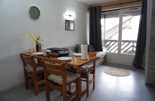 Gresse-en-Vercors Apartment | Duplex apartment with mountain views and swimming pool