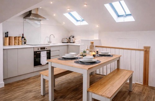 Harrogate Apartment | Duplex Apartment - Central Harrogate Apartment