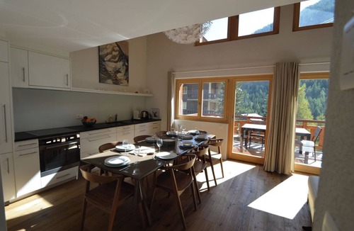 Grimentz Apartment | Duplex apartment for 10 people: 2 double bedrooms - 2 bedrooms with 2 single beds - 1 bedroom with b