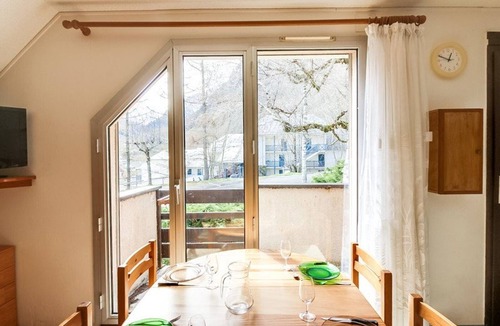 Cauterets Apartment | Duplex Apartment for 5 with Parking and Balcony in Cauterets