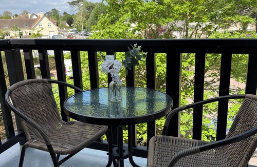 Le Home Apartment | DUPLEX APARTMENT LE HOME VARAVILLE